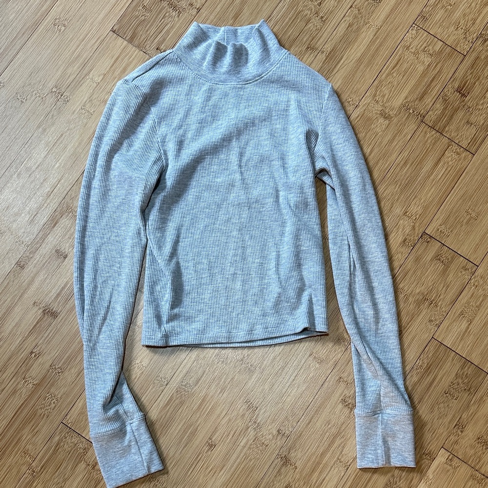 AE Gray Waffle Knit Mock Neck Long Sleeve